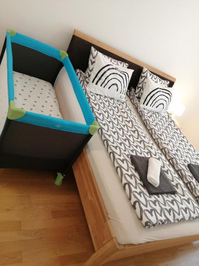 Tesla Appartement Wenen